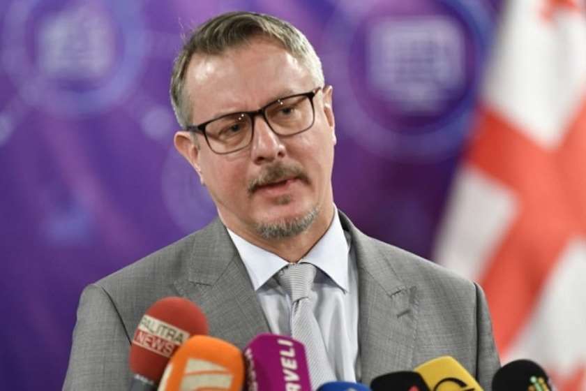 კარლ ჰარცელი
