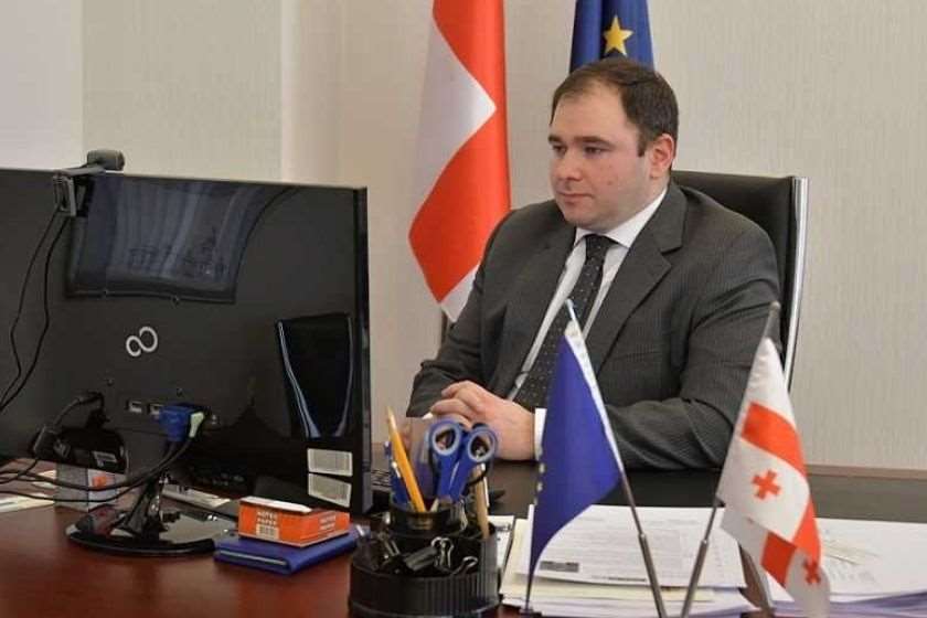 ნიკოლოზ სამხარაძე