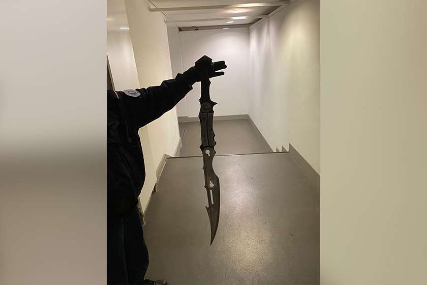 პოლიცია დაჭრა