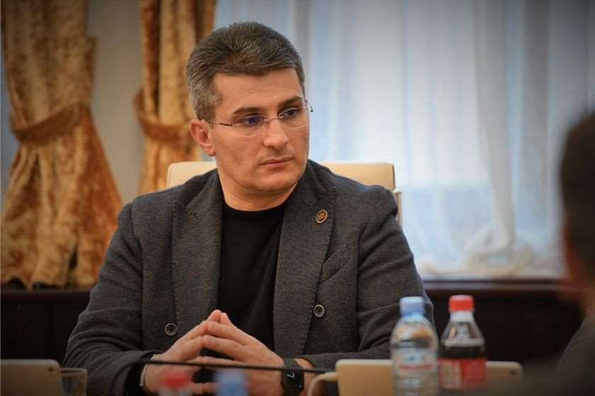 მამუკა მდინარაძე