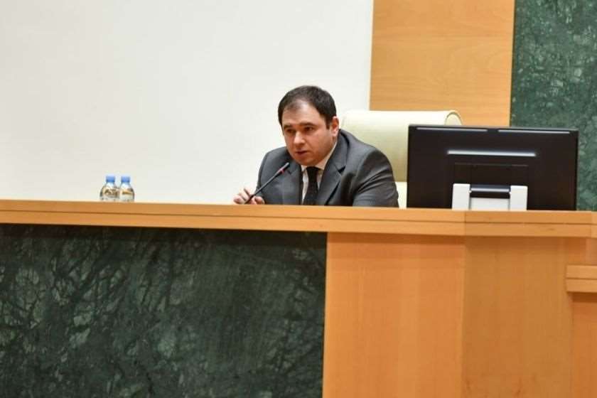 ნიკოლოზ სამხარაძე