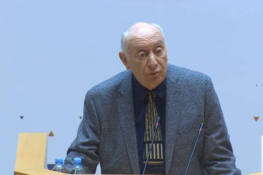 მინდია უგრეხელიძე