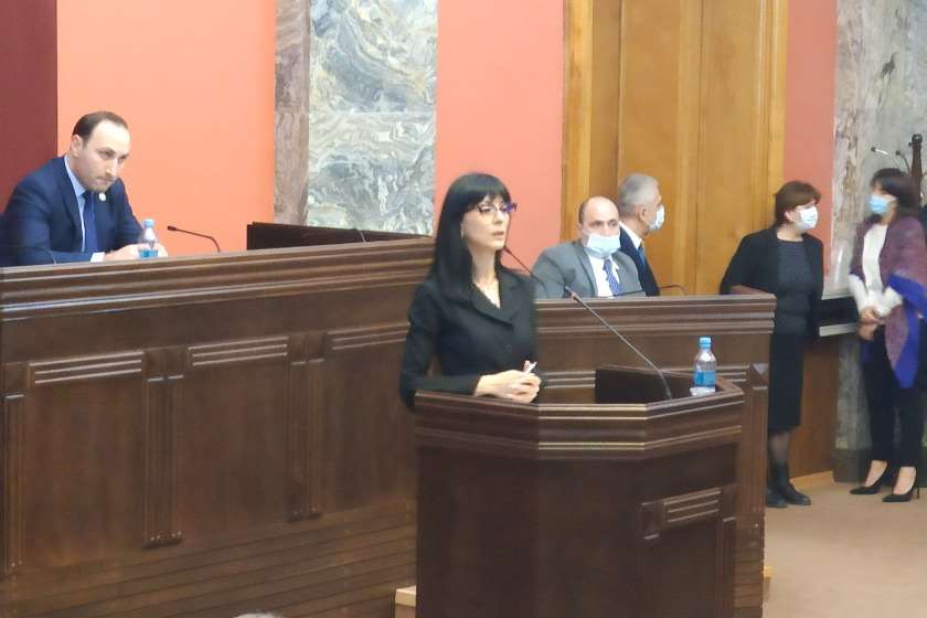 თეა ახვლედიანი