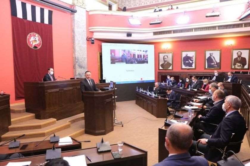 ვახტანგ გომელაური