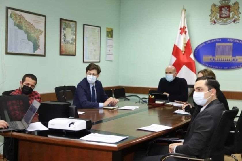 რუსლან აბაშიძე