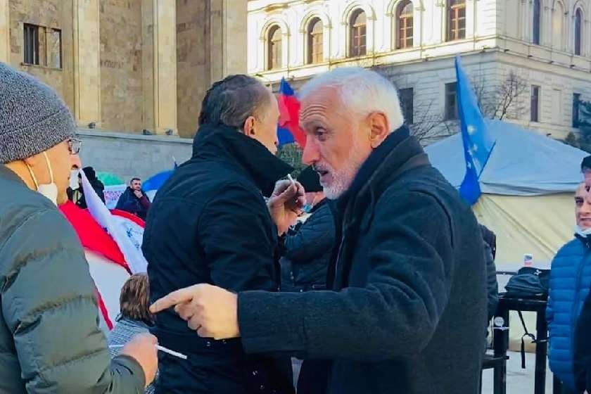 მურმან დუმბაძე