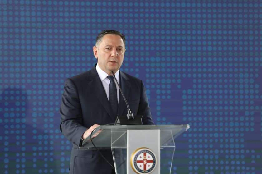 ვახტანგ გომელაური