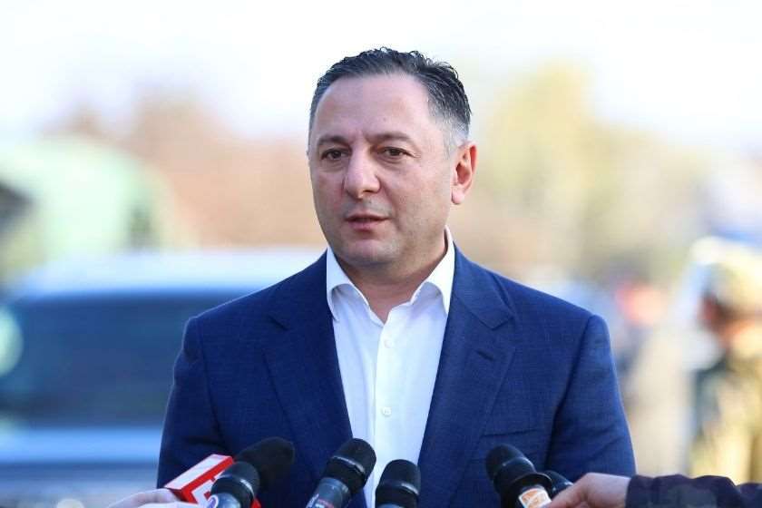 ვახტანგ გომელაური