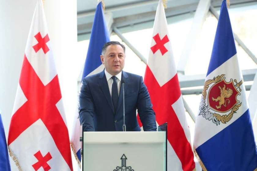 ვახტანგ გომელაური
