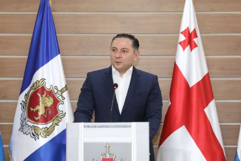ვახტანგ გომელაური