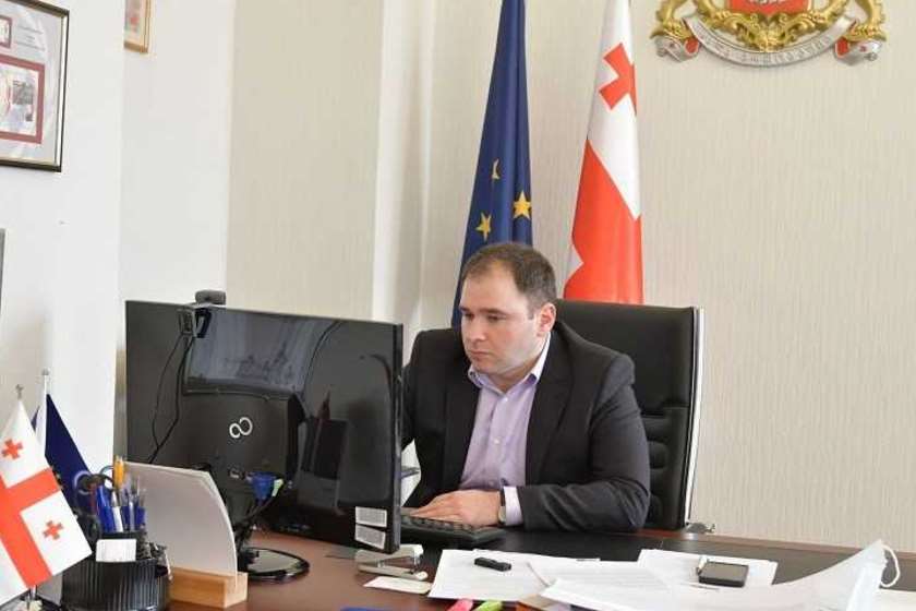 ნიკოლოზ სამხარაძე