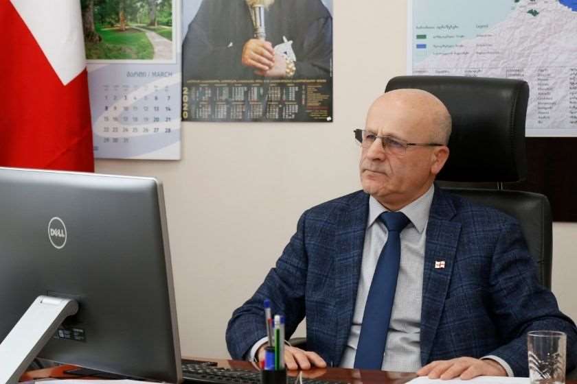 იური ნოზაძე