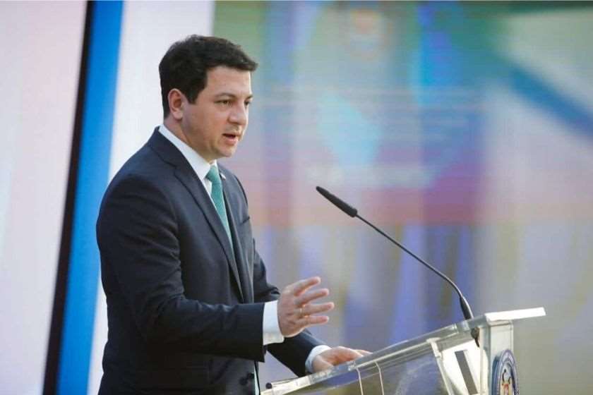 არჩილ თალაკვაძე