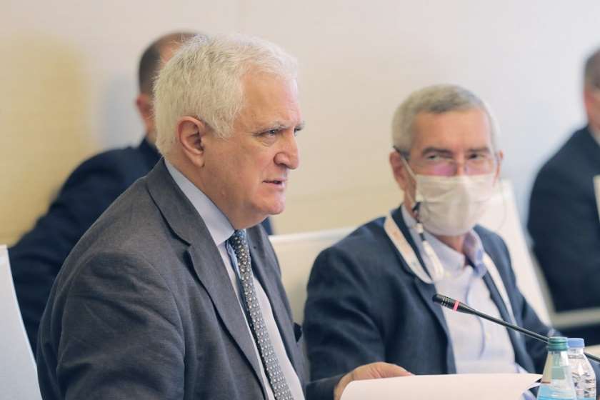 ამირან გამყრელიძე