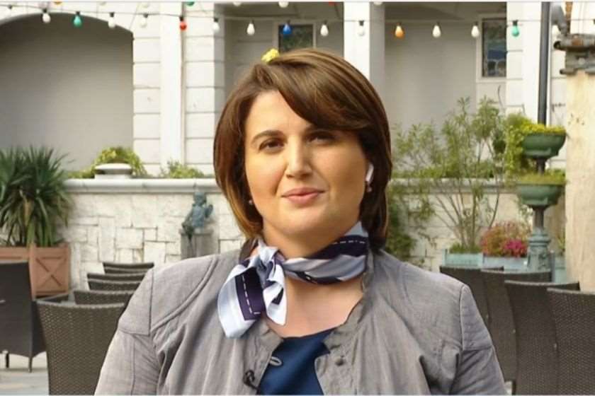 ნინო ველთაური