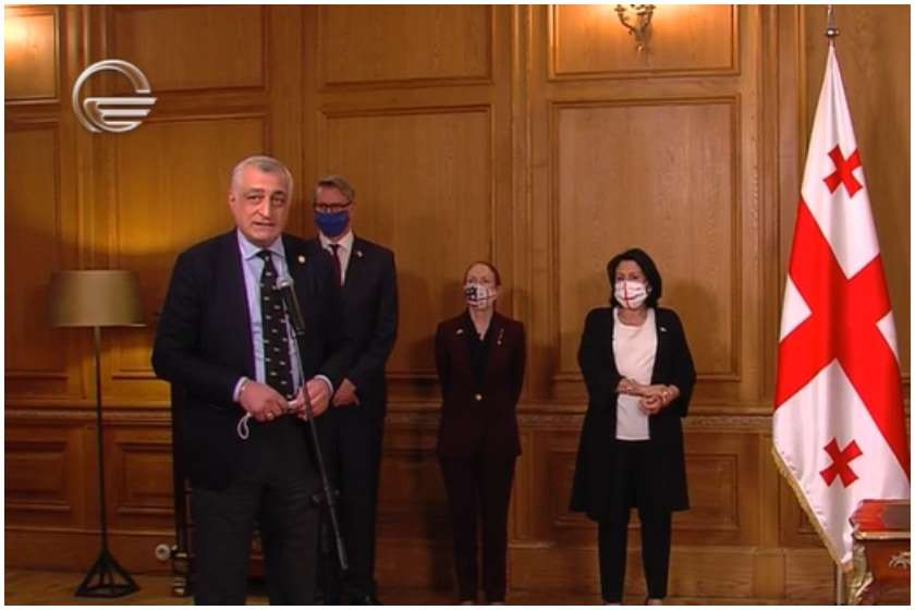 მამუკა ხაზარაძე