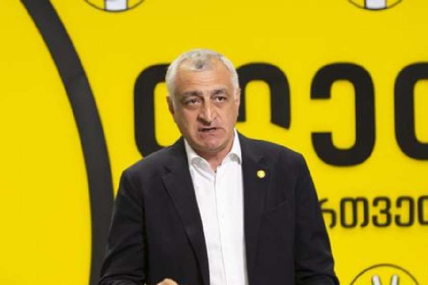მამუკა ხაზარაძე