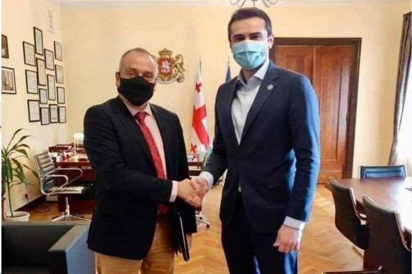 კახაბერ კუჭავა
რან გიდორი