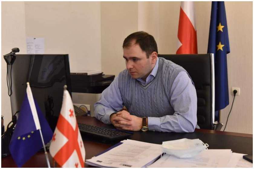 ნიკოლოზ სამხარაძე