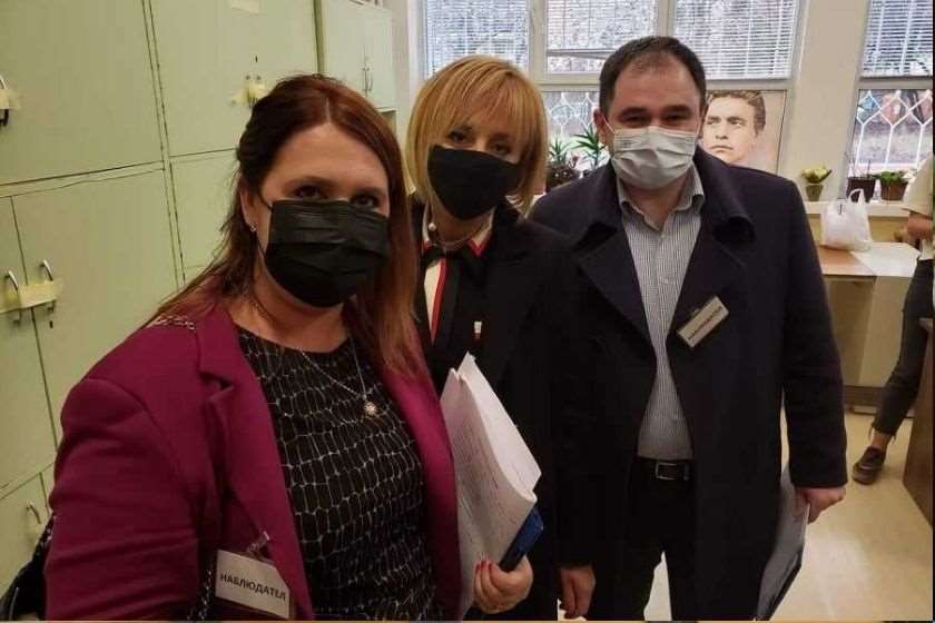 ნიკოლოზ სამხარაძე