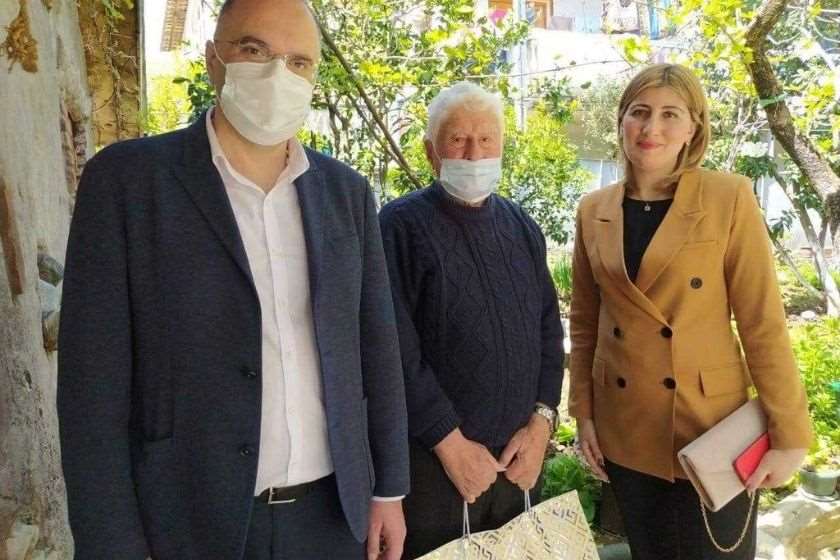 ლევან თევზაია