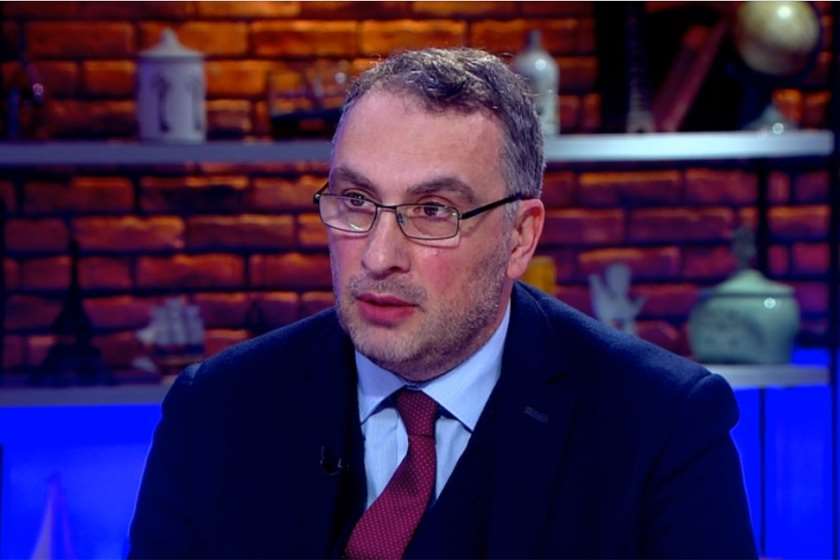 ვიქტორ ყიფიანი