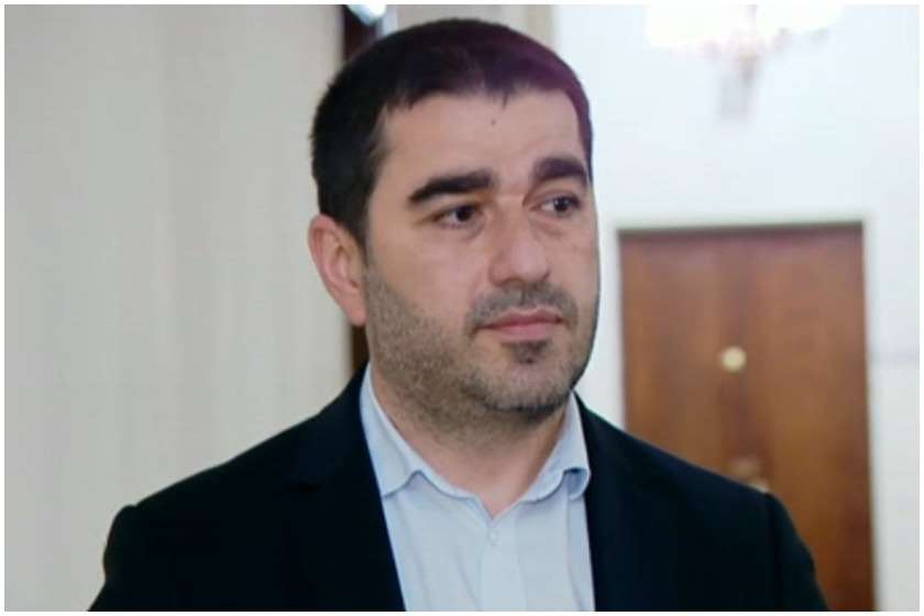შალვა პაპუაშვილი