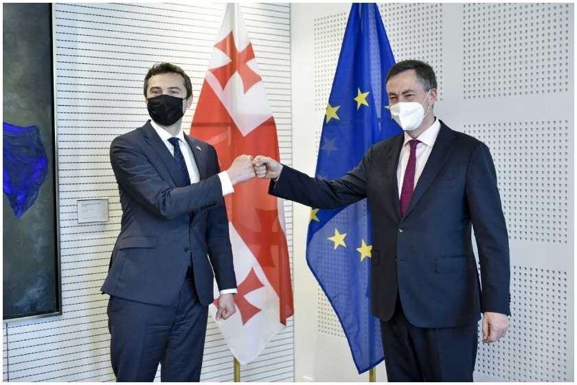 კახა კუჭავა
დევიდ მაკალისტერი