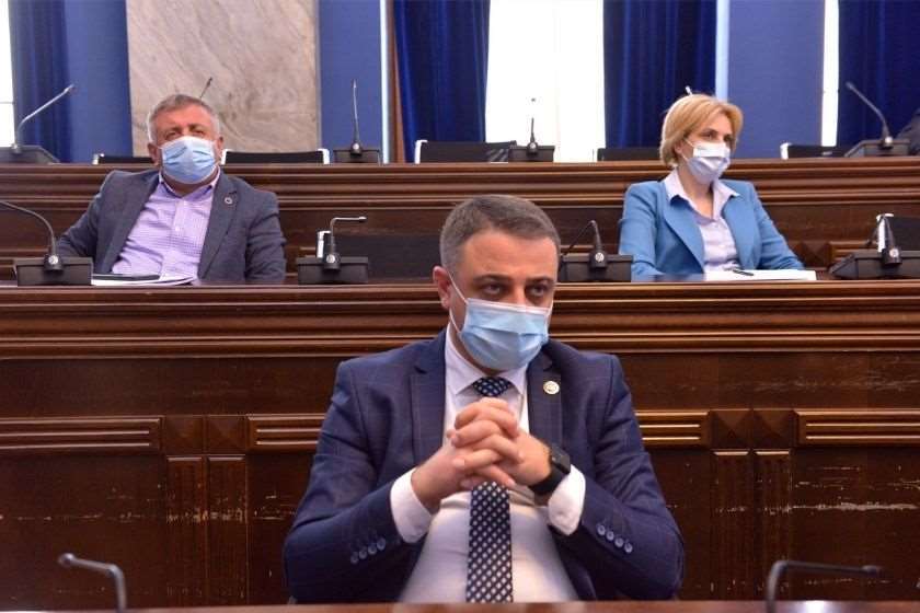 ალუდა ღუდუშაური