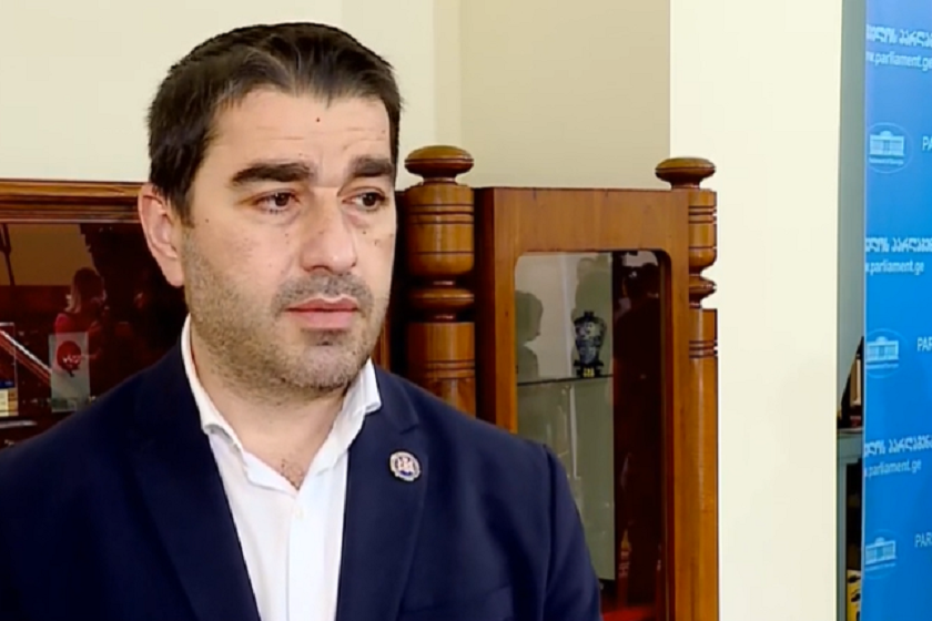 შალვა პაპუაშვილი