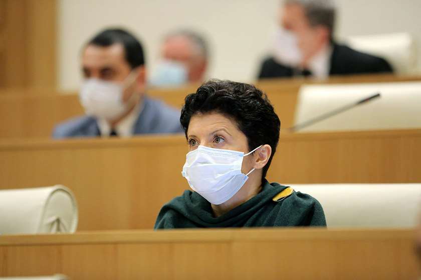 თეა წულუკიანი