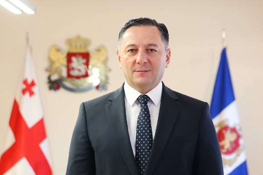 ვახტანგ გომელაური