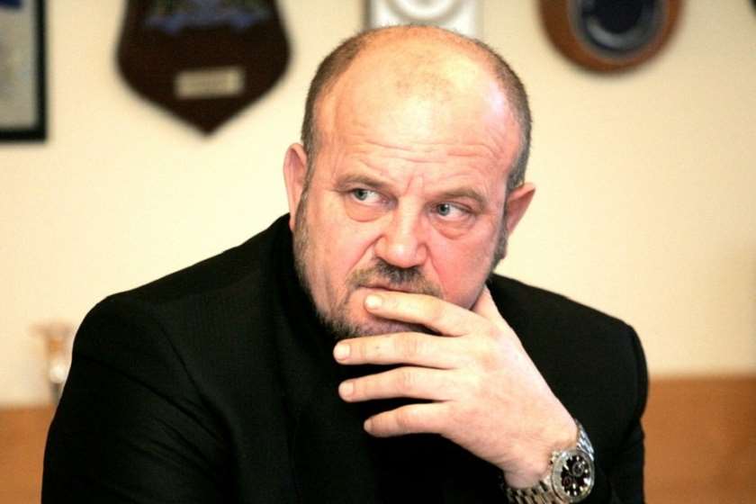 იანის ადამსონსი