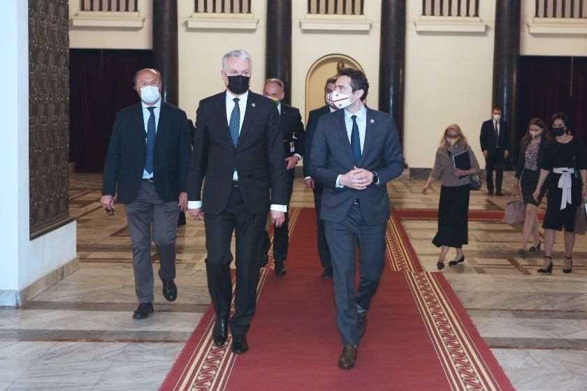 კახა კუჭავა
გიტანას ნაუსედა