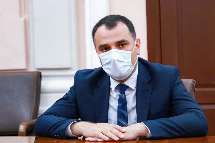 არჩილ ჩიქოვანი