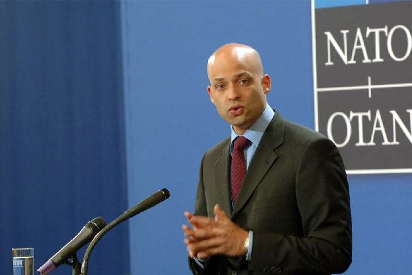 ჯეიმს აპატურაი