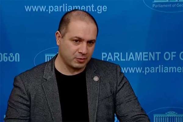 გივი მიქანაძე