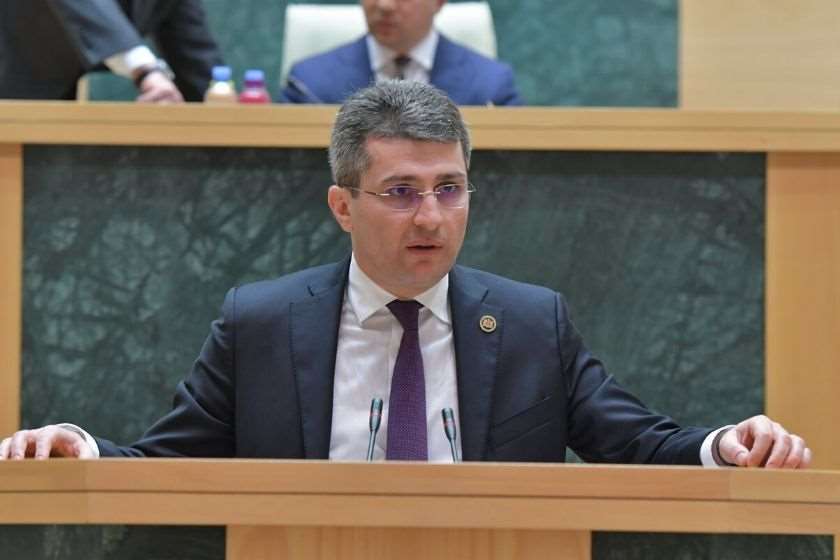 მამუკა მდინარაძე