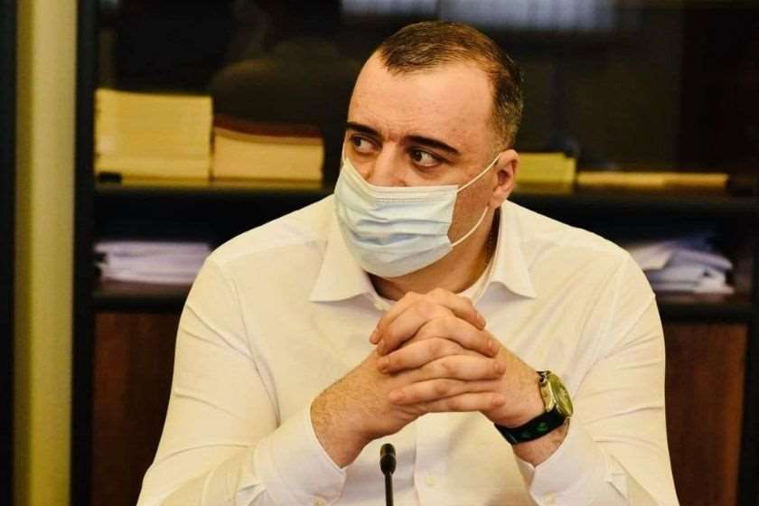 რატი იონათამიშვილი