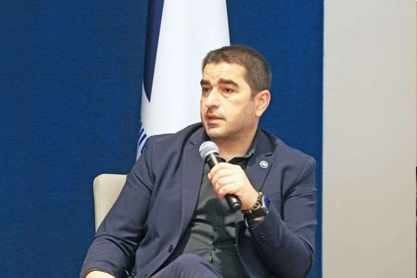 შალვა პაპუაშვილი