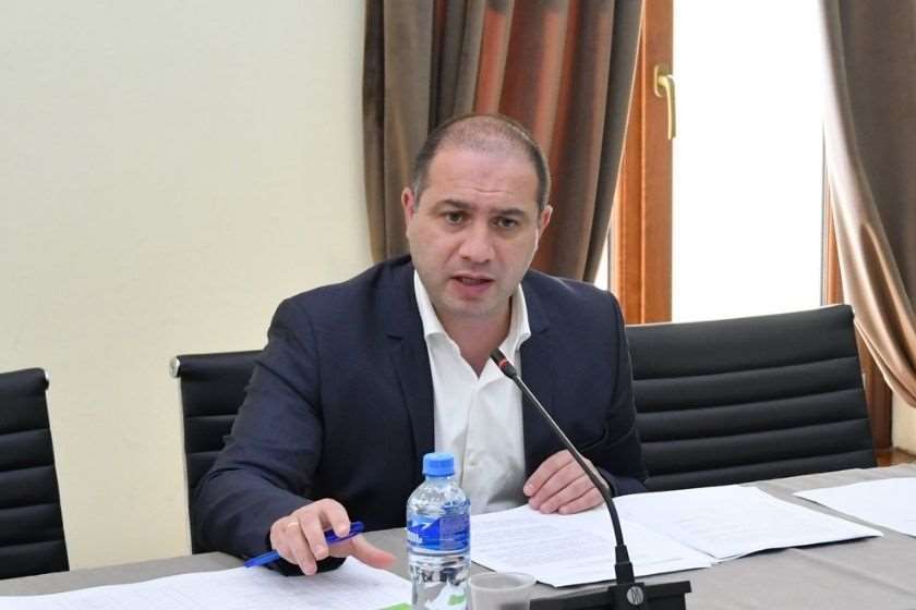 გივი მიქანაძე