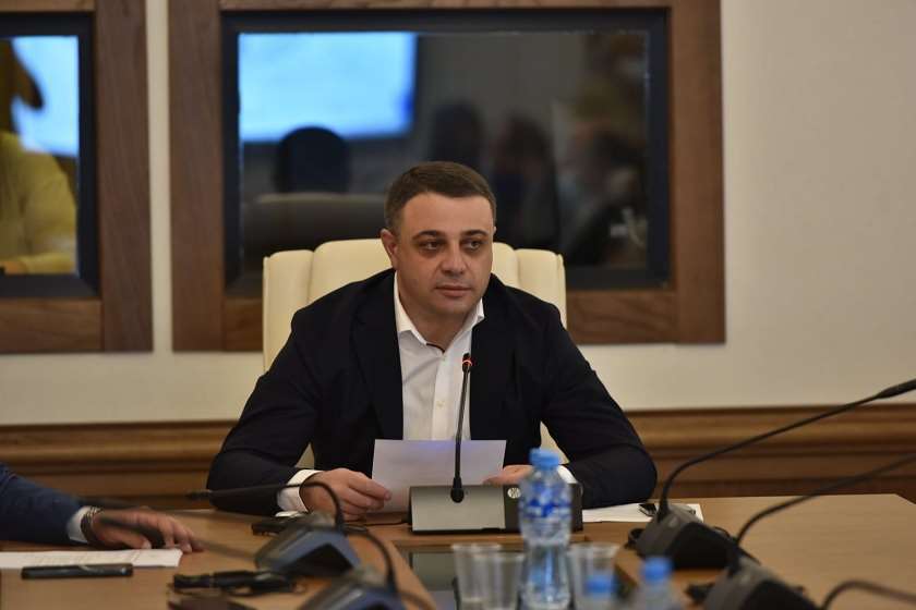 ალუდა ღუდუშაური