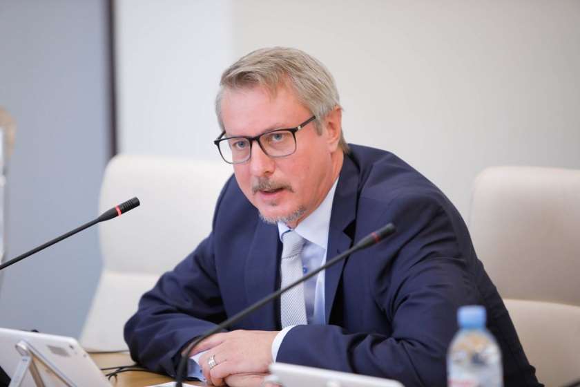 კარლ ჰარცელი