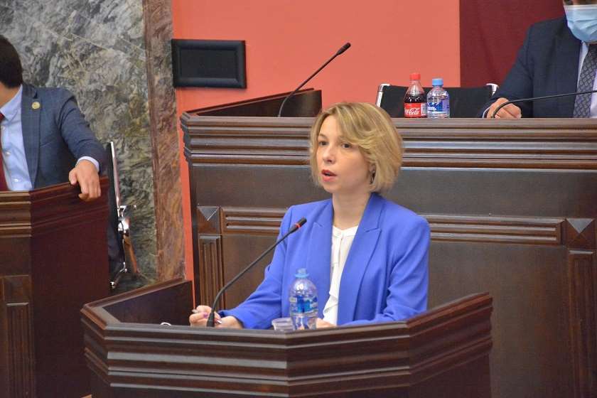 ნინო ლომჯარია