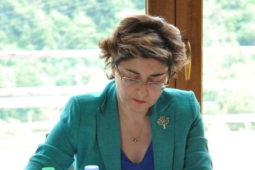 ხათუნა სამნიძე