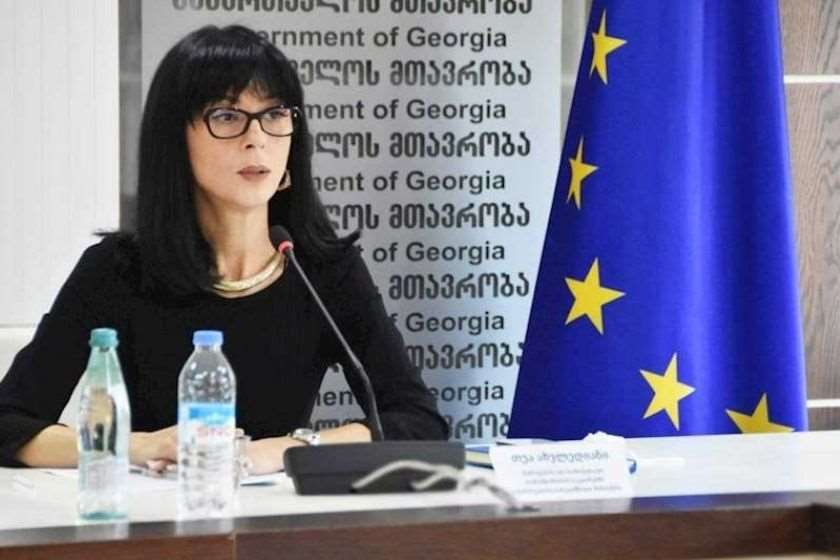 თეა ახვლედიანი