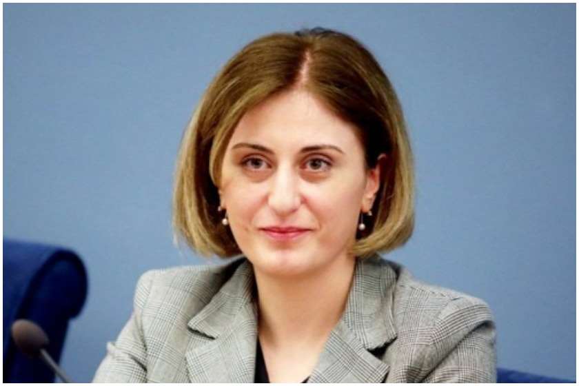 თეა მაისურაძე