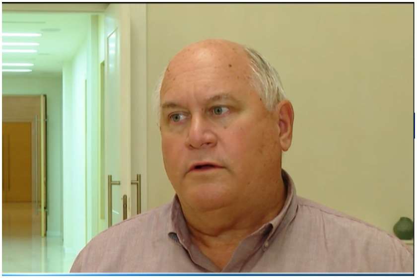 რონალდ ესტესი