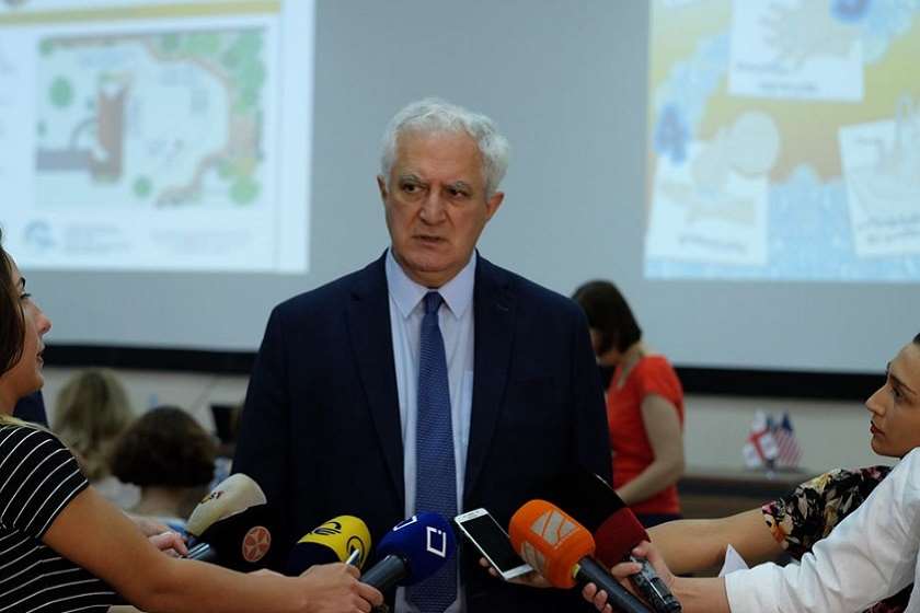 ამირან გამყრელიძე