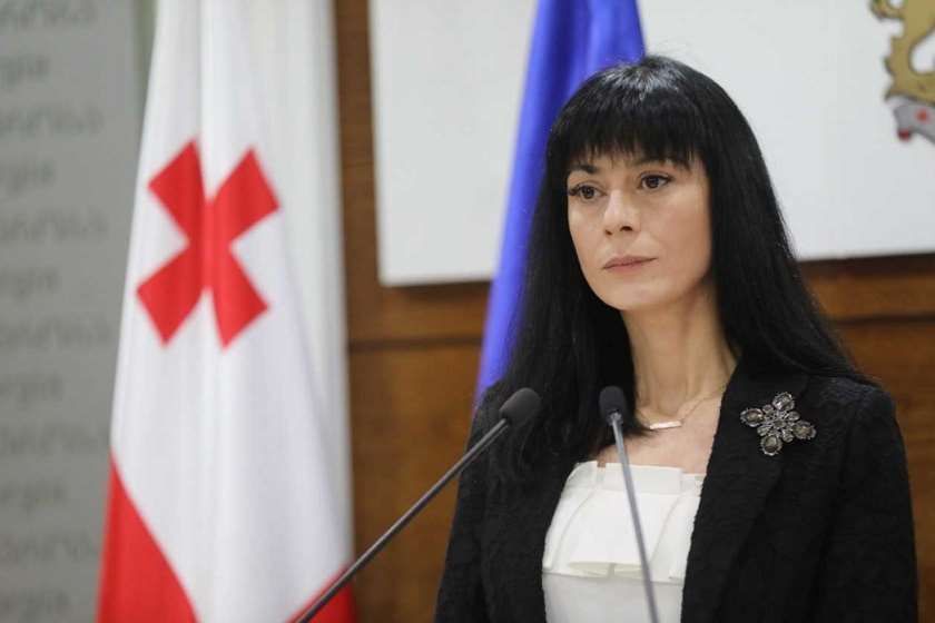 თეა ახვლედიანი